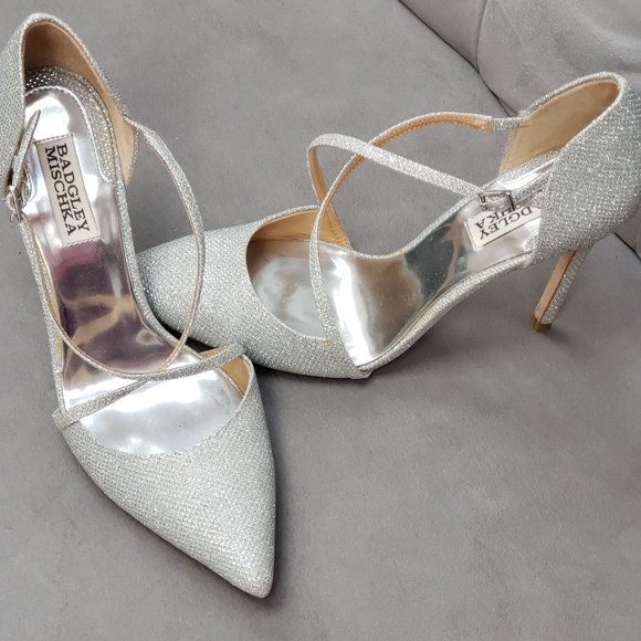 Badgley Mischka Shoes - Badgley Mischka   Silver sparkle Pump Size 8